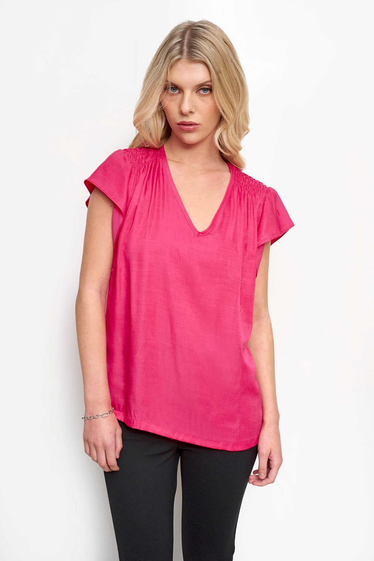 Blusa manga olan escote en V