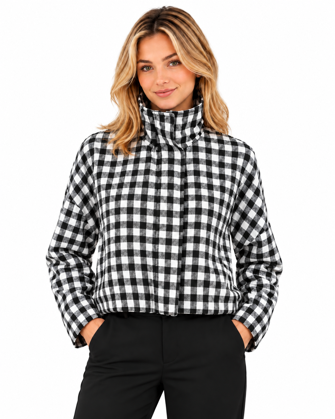 Chaqueta  Blanco y Negro con Cuello Alto